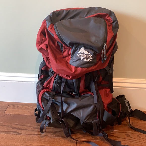 Gregory Red and Black Backpack - Picture 4 of 5